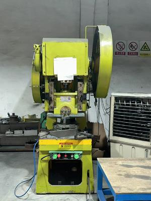 قیمت خوب CNC Servo Punch Press 1250 kN Force for Sheet Metal Fabrication آنلاین