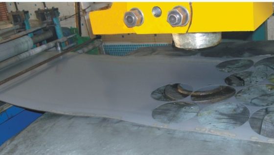 کارایی بالا NC Feeder با صفحه نمایش LCD دستگاه برش ماشین سوراخ برای پولیش ماشین مواد فلزی