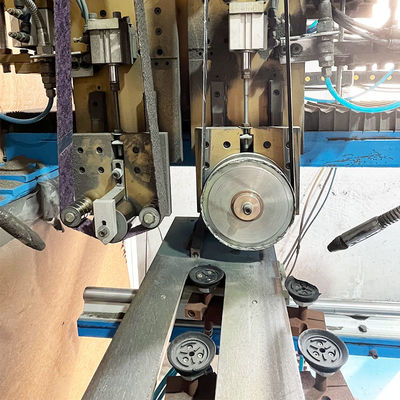 ماشین تراش CNC برای جوش بخیه های بشقاب های دست ساز آشپزخانه