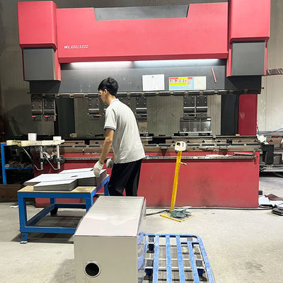 ماشین خم کردن ورق فولاد ضد زنگ CNC- دقیق پلازما- برش برای سینک های دست ساز بالا