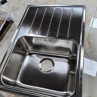 سینک فولادی فولادی فولاد ضد زنگ نانو اسلحه خاکستری سینک فولادی فولادی 304 سینک فولادی فولادی نصب شده در زیر صحنه