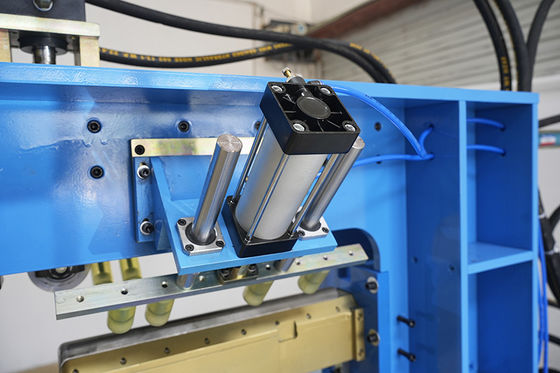 دستگاه سینک آشپزخانه با کنترل PLC، 2.3 کیلووات، 30 مگاپاسکال، 0.5-1.0 مگاپاسکال، برای پرس دقیق اتصالات و زوایا